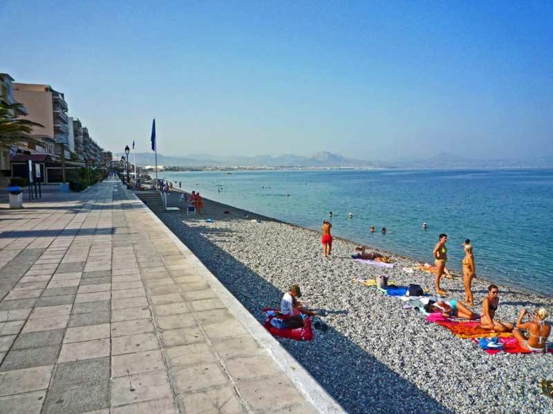 Central Apartment Near The Beach With Huge Private Terrace 路特奇 外观 照片